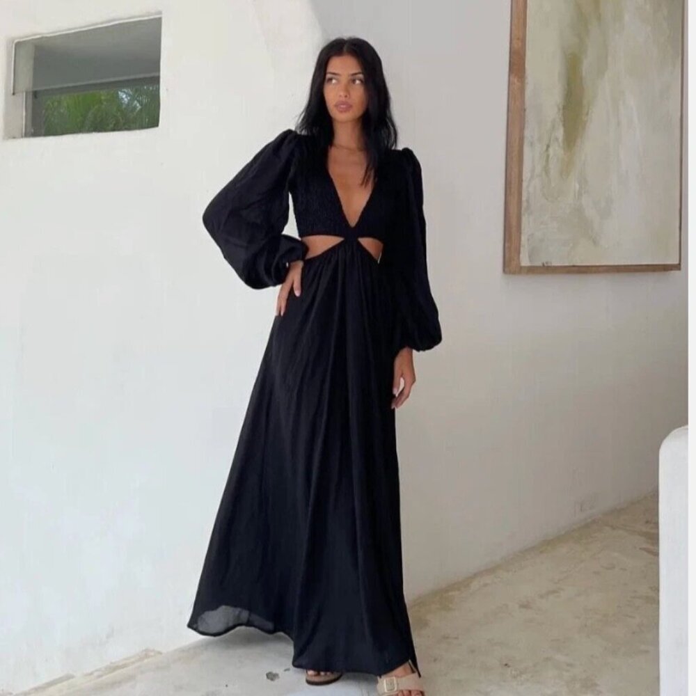 INDAH Julie Solid Ruched Bodice Cutaway Witchy Solid Maxi Dress Black S/M $198